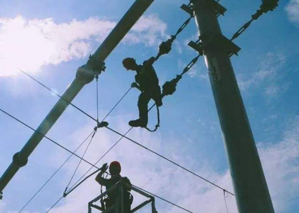 在售電公司處購(gòu)電后的供電安全由誰(shuí)來(lái)負(fù)責(zé)？