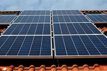 光伏發(fā)電安裝價格多少錢一平方米？