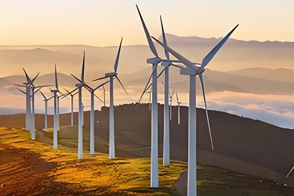 風(fēng)力發(fā)電機(jī)的葉片一般用什么材料來制作？ 圖1